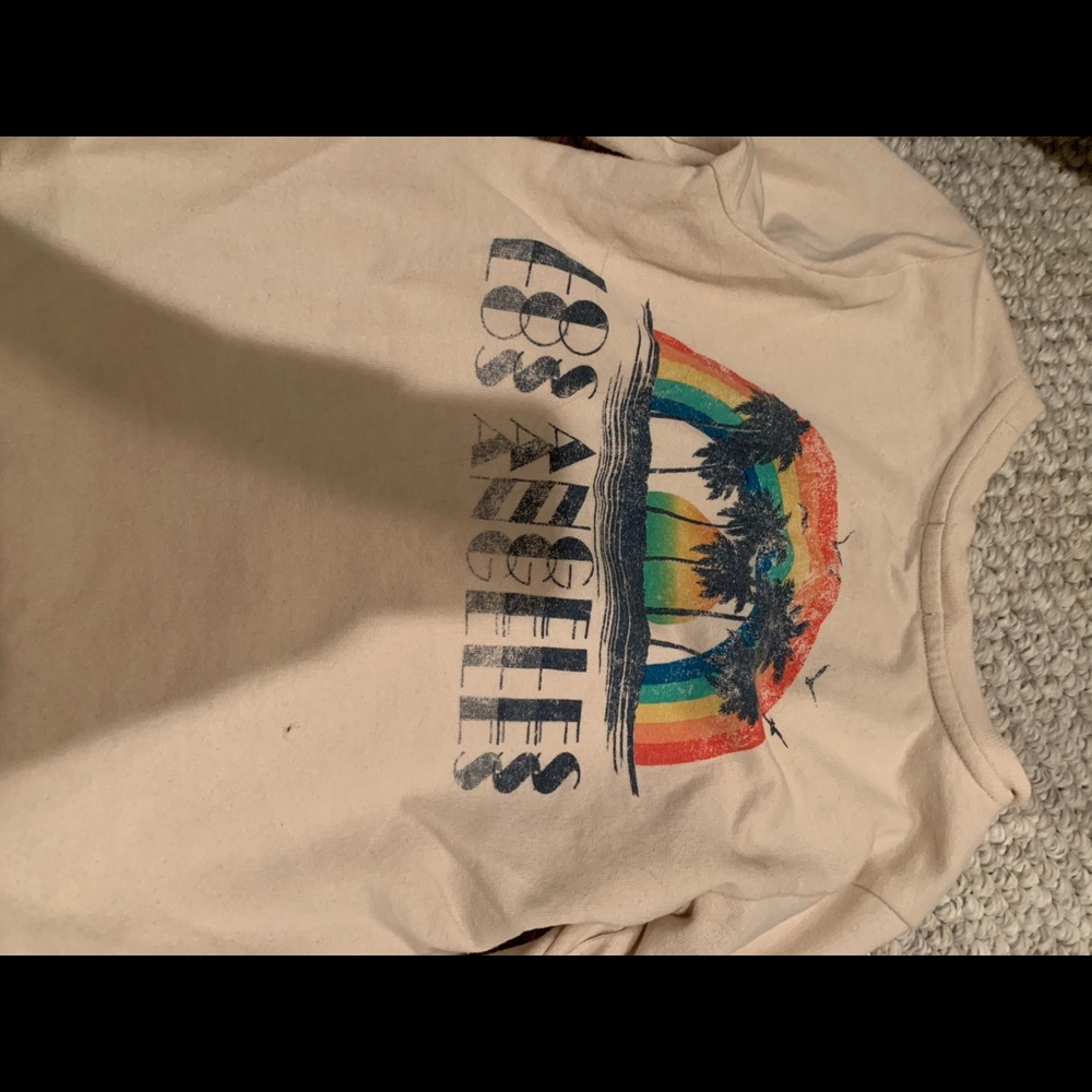 Cute Cali tee - Picture 2 of 2